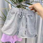 Quần Short Bé Gái Màu Ghi
