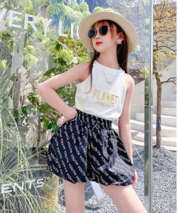Quần Short đen Chữ Bé Gái 1